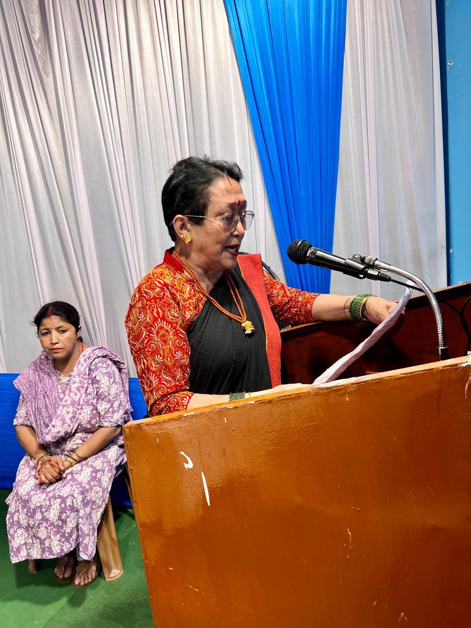 Read more about the article “तिमी जस्तै”का गौरी सुब्बा र भानु रामुदामु सम्मानित