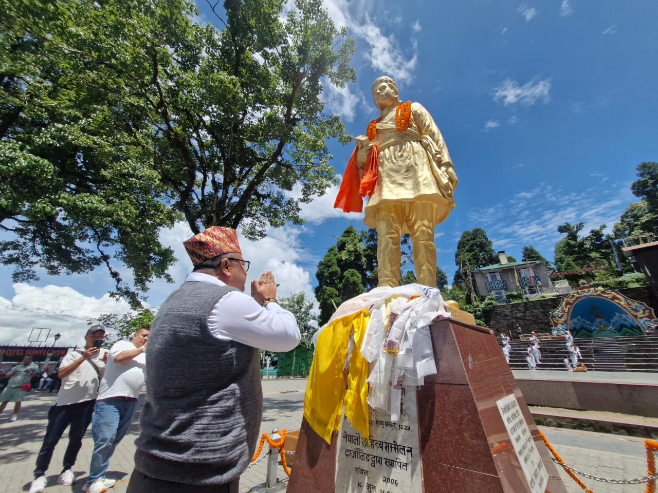 Read more about the article “आगामी दिनहरुमा जीटीएको भानु जयन्ती, नेपाली साहित्य सम्मेलनको भानु जयन्ती नभएर एउटै मञ्चमा उभिएर भानु जयन्ती मनाउनु पर्छ :” अनित थापा